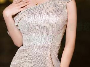 语画界 – 林星阑私拍图集：看看这只会摆Pose的奶牛！