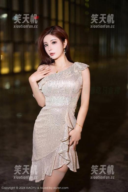 语画界 - 林星阑私拍图集：看看这只会摆Pose的奶牛！