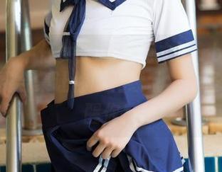 青豆客 – 牛仔女郎vs岑苑之barbiebaby：免费合集让你眼花缭乱，别怪我没提醒你！