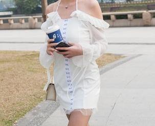 暗黑魅惑！魔镜街拍的原图，性感网袜小姐姐的魅力已无可挡