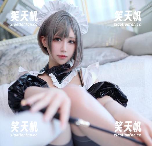 黑白御猫 黑白御猫的在线写真:柴郡旗袍,光影下的轻舞飞扬。