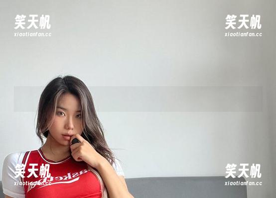 黑饱宝 微密圈 - 原图狂潮:黑饱宝的棉袜与无圣光的撩拨